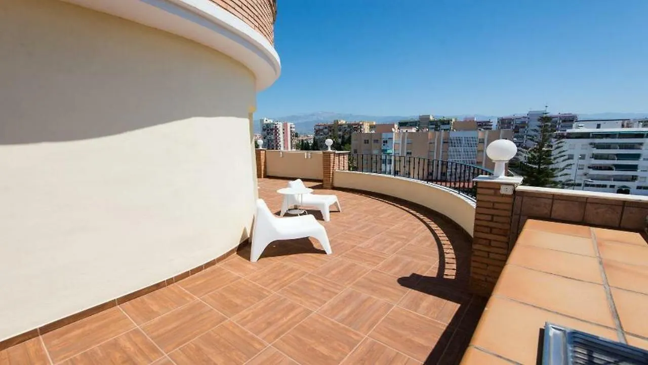 Apartament Atico Olimpo Torre Del Mar 0*,  Hiszpania